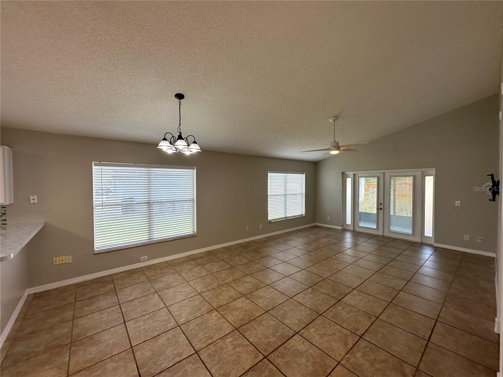 Image 3 of 9 For 13701 Meadowpark Avenue
