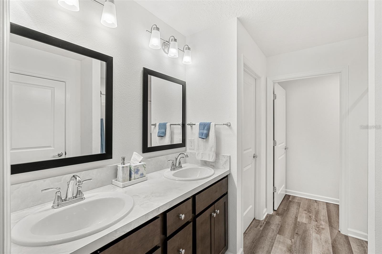Image 18 of 36 For 4346 Helena Terrace