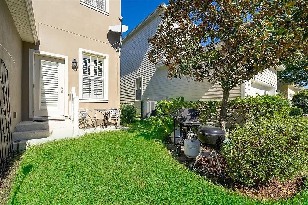Listing photo id 31 for 5310 Horton Lane