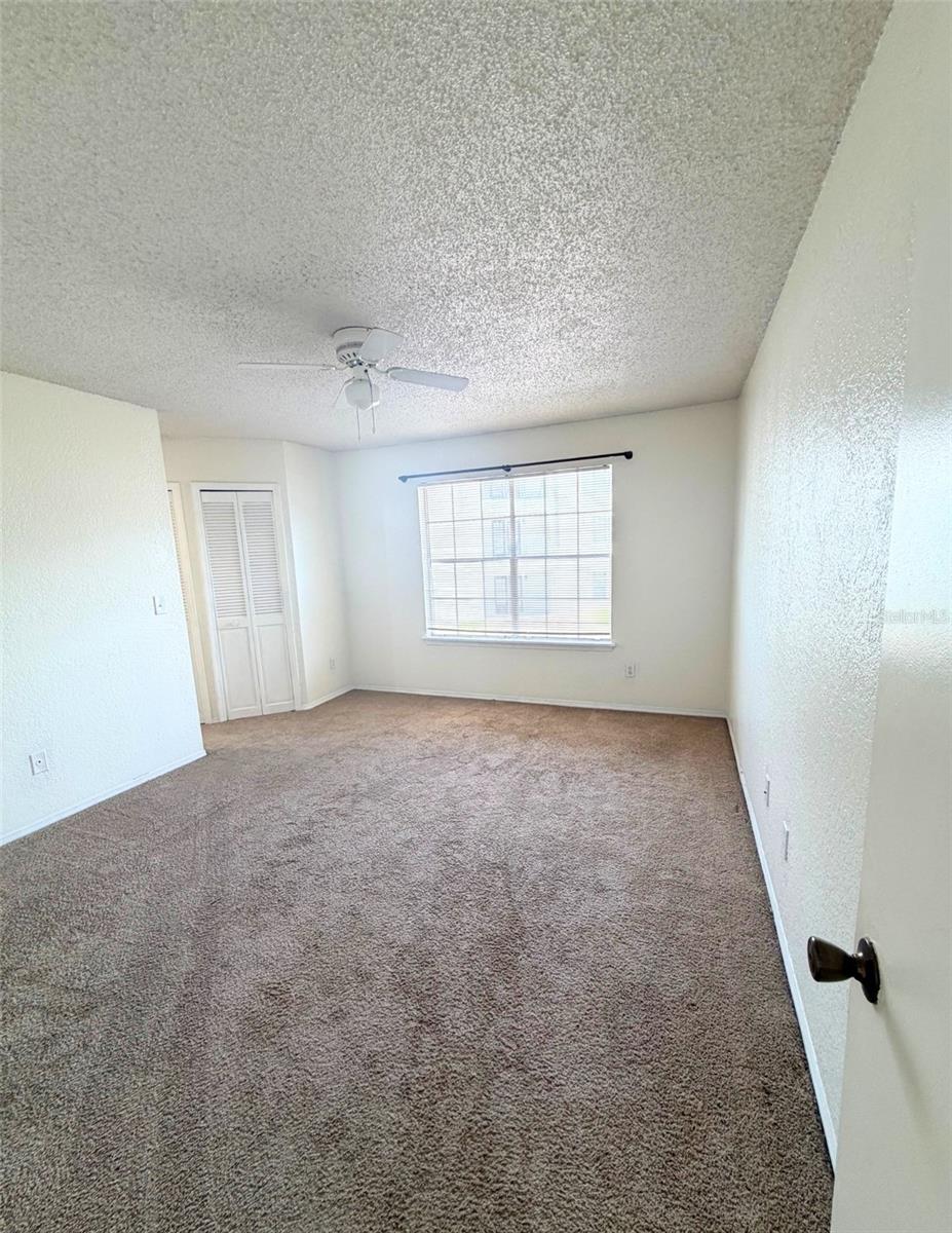 Image 10 of 23 For 2550 Alafaya Trail 8204