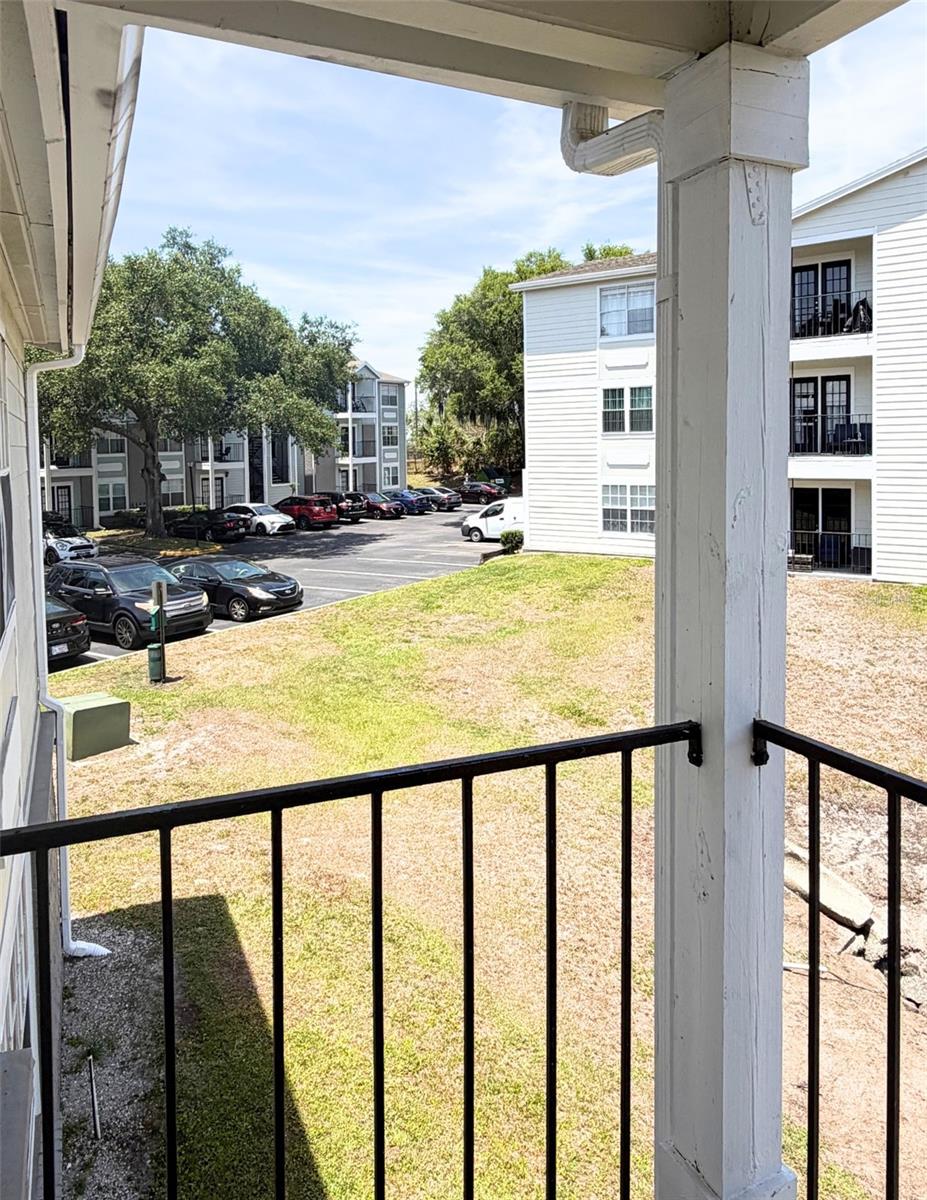 Image 18 of 23 For 2550 Alafaya Trail 8204
