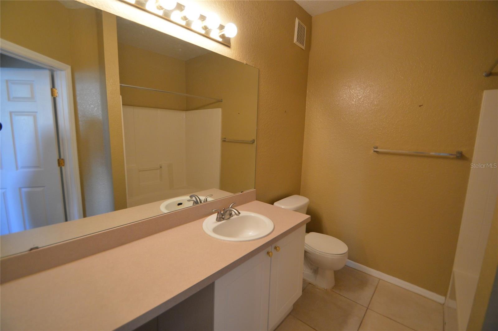 Image 9 of 9 For 852 Grand Regency Point 100