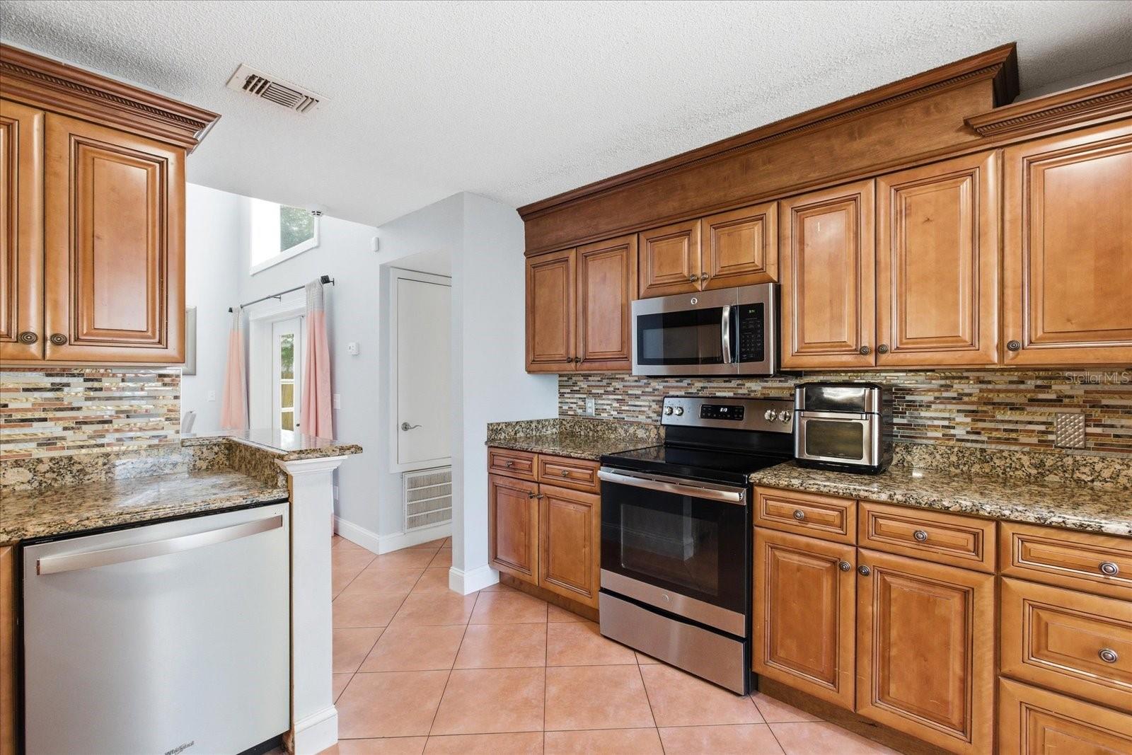 Image 11 of 35 For 7811 Wortham Court