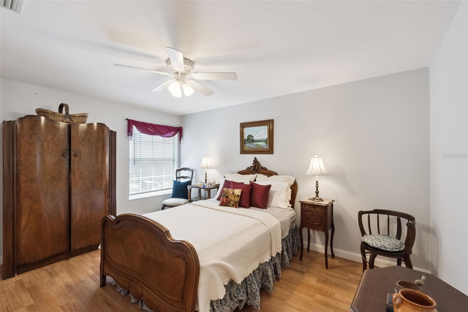 Image 15 of 76 For 11844 Astilbe Drive