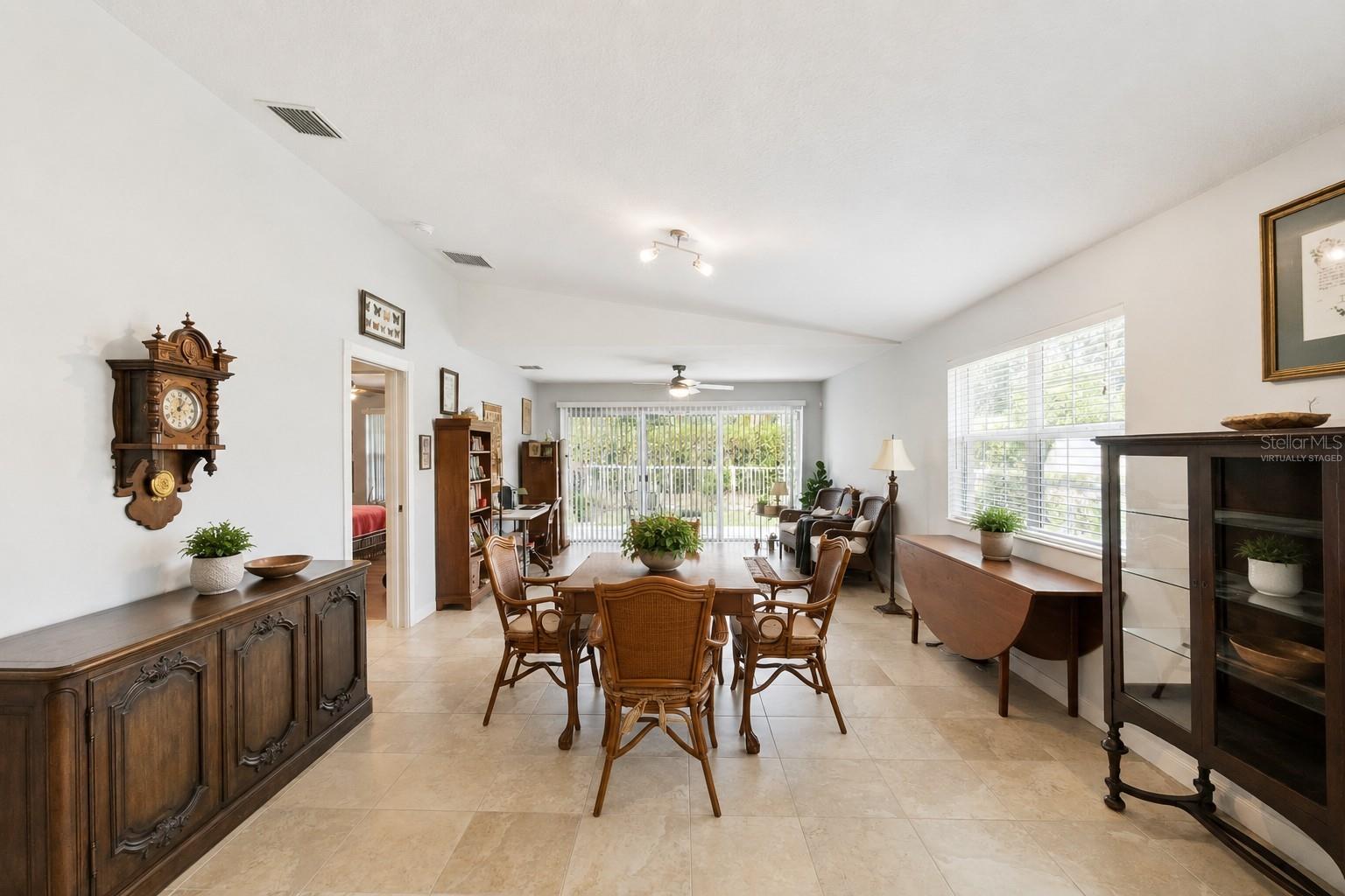 Image 7 of 76 For 11844 Astilbe Drive