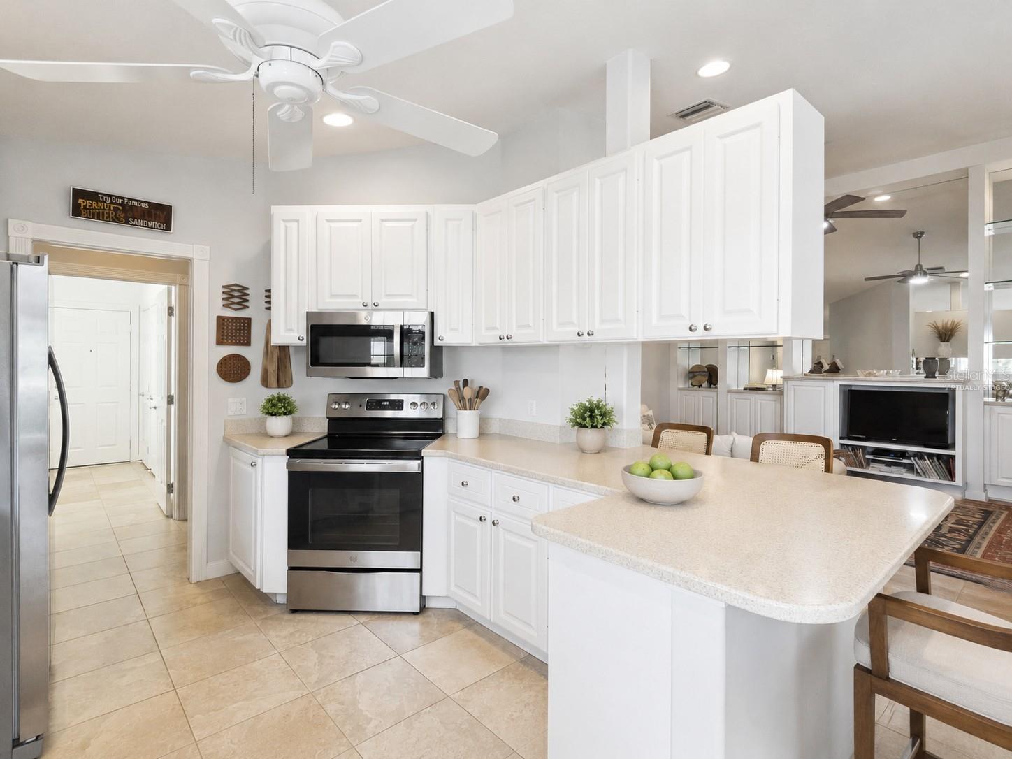 Image 9 of 76 For 11844 Astilbe Drive