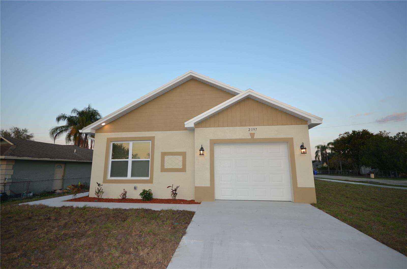 Details for 2197 Davis Court, FORT MYERS, FL 33916