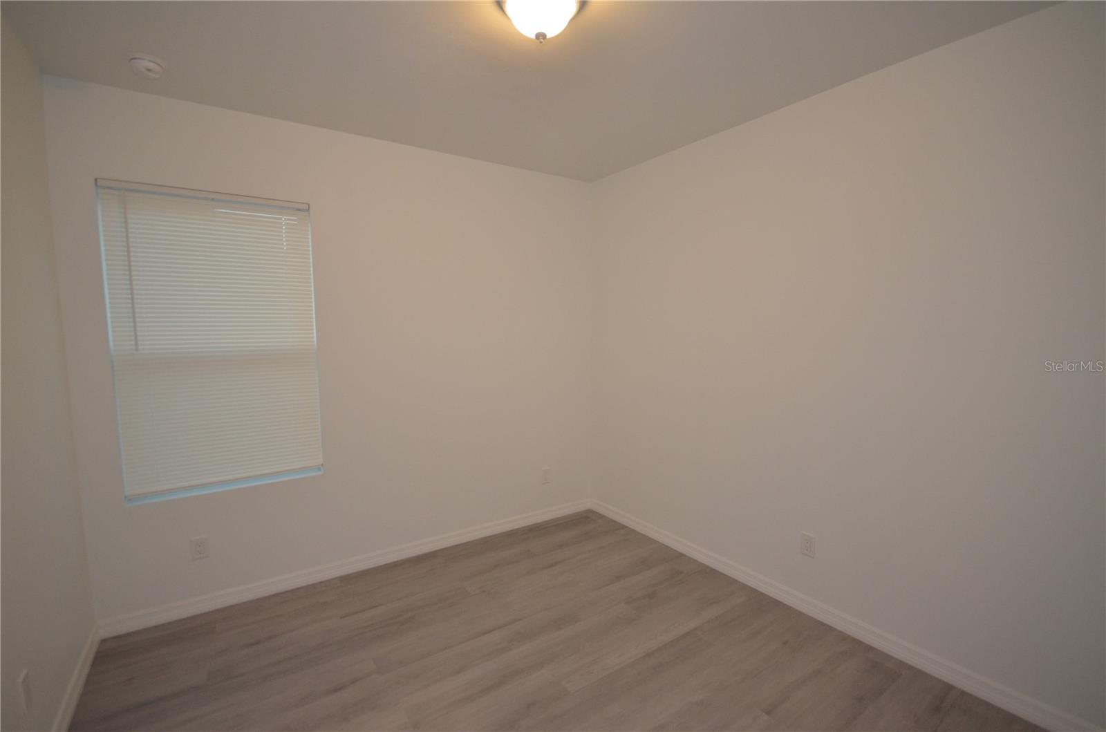 Image 4 of 13 For 2197 Davis Court