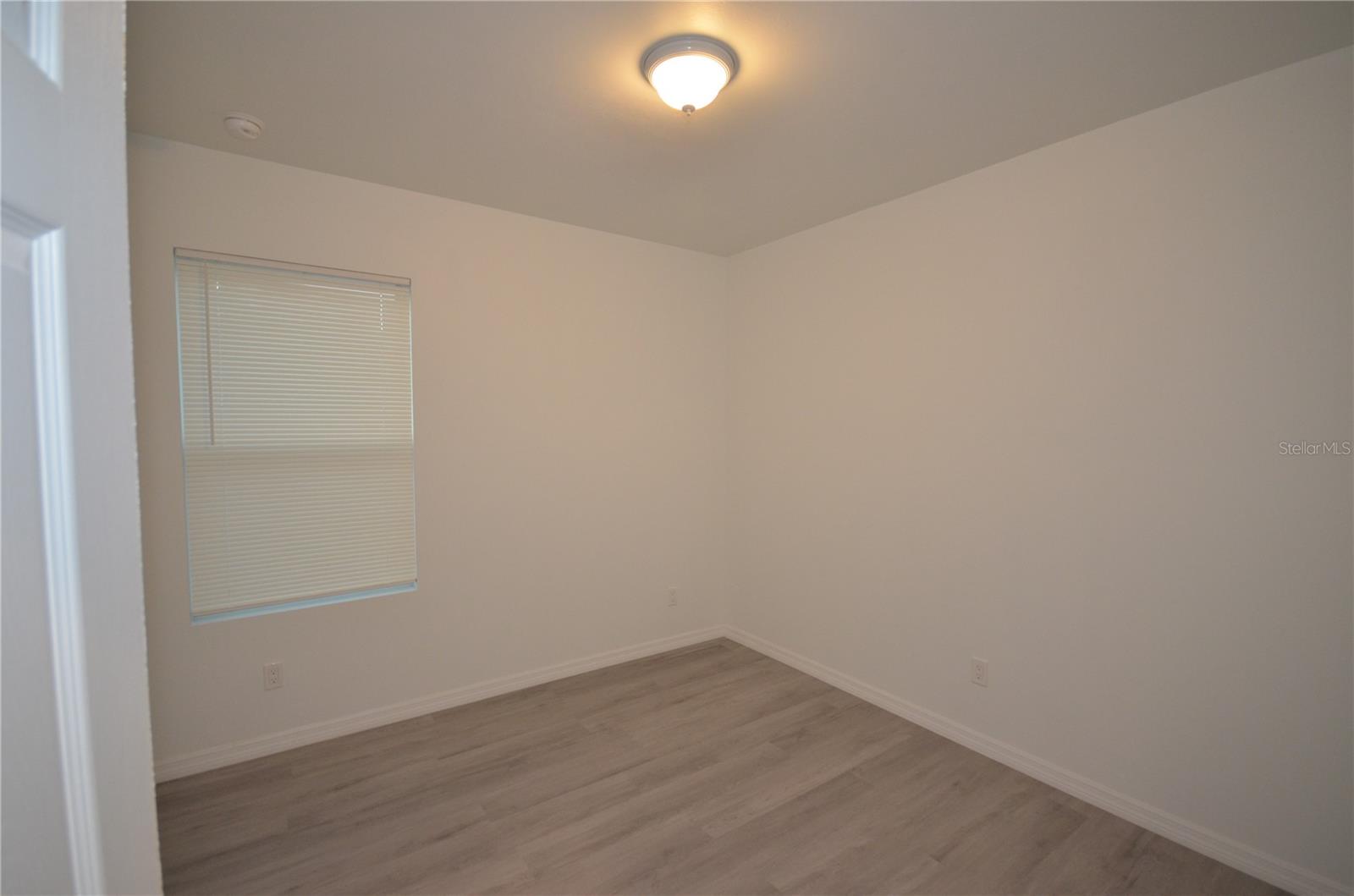 Image 7 of 13 For 2197 Davis Court