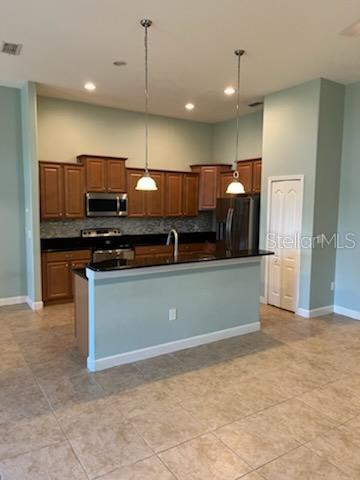 Image 8 of 29 For 5827 Tarleton Way