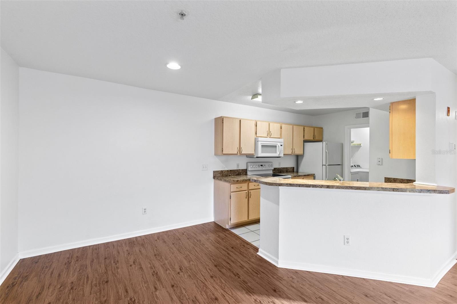 Image 5 of 23 For 12602 Crest Springs Lane 1331
