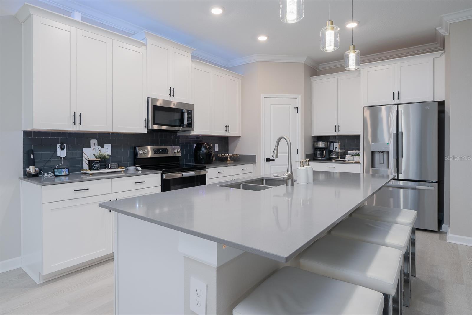 Image 13 of 34 For 3027 Camden Way