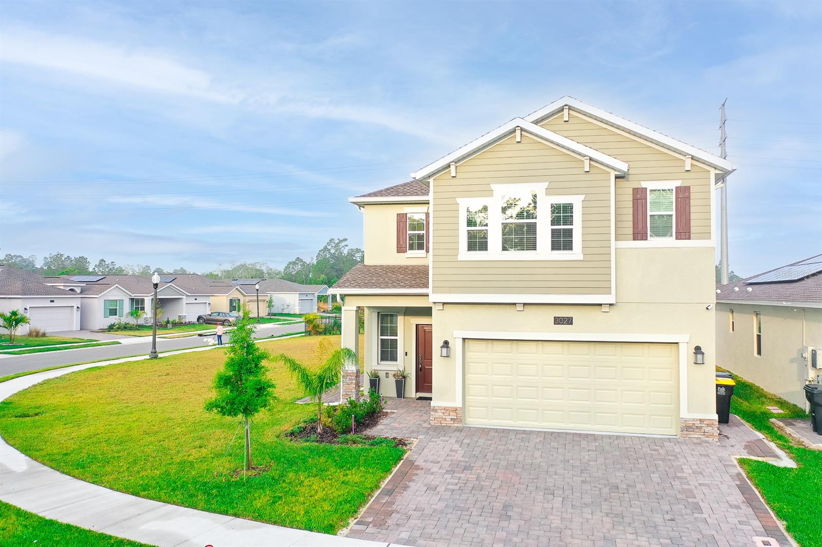 Image 2 of 34 For 3027 Camden Way