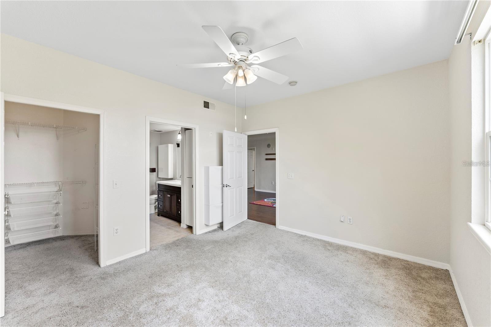 Image 13 of 17 For 3384 Corona Village Way 102