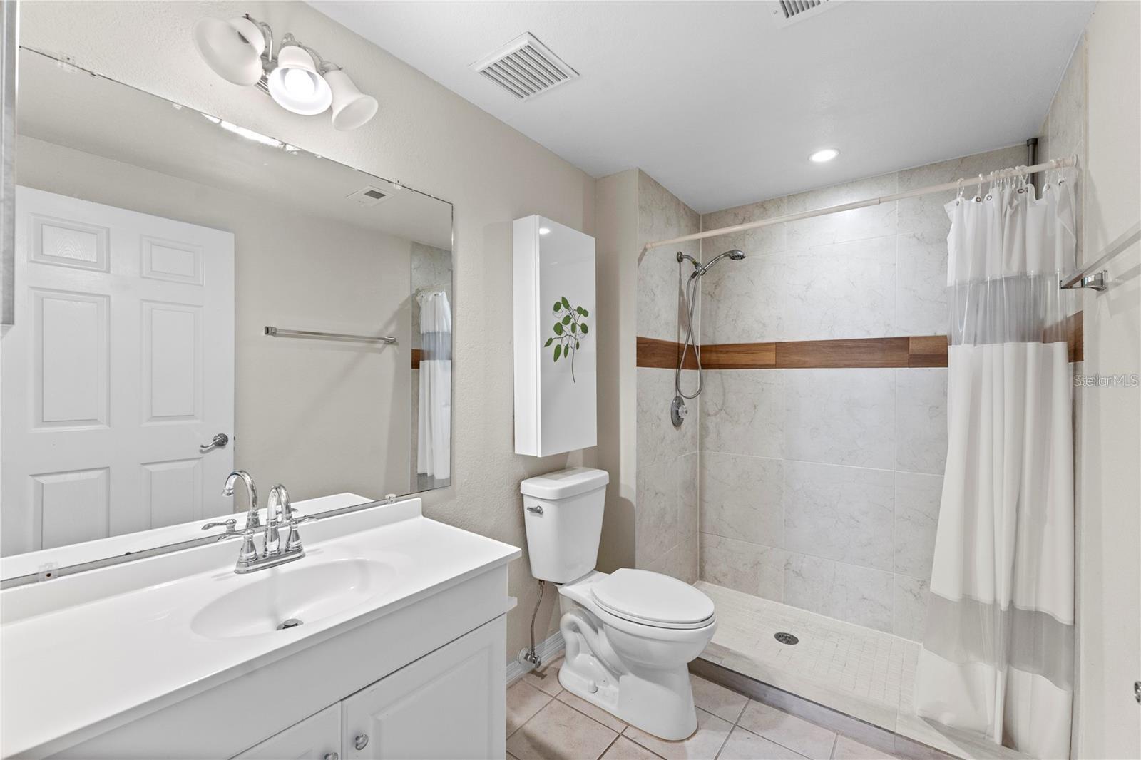 Image 16 of 17 For 3384 Corona Village Way 102