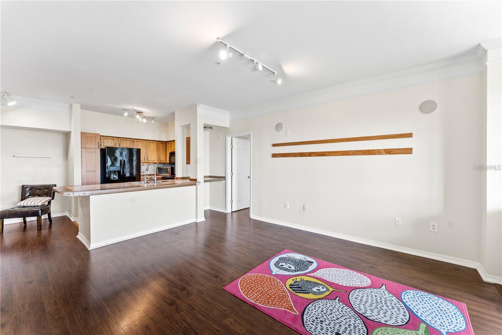 Image 5 of 17 For 3384 Corona Village Way 102