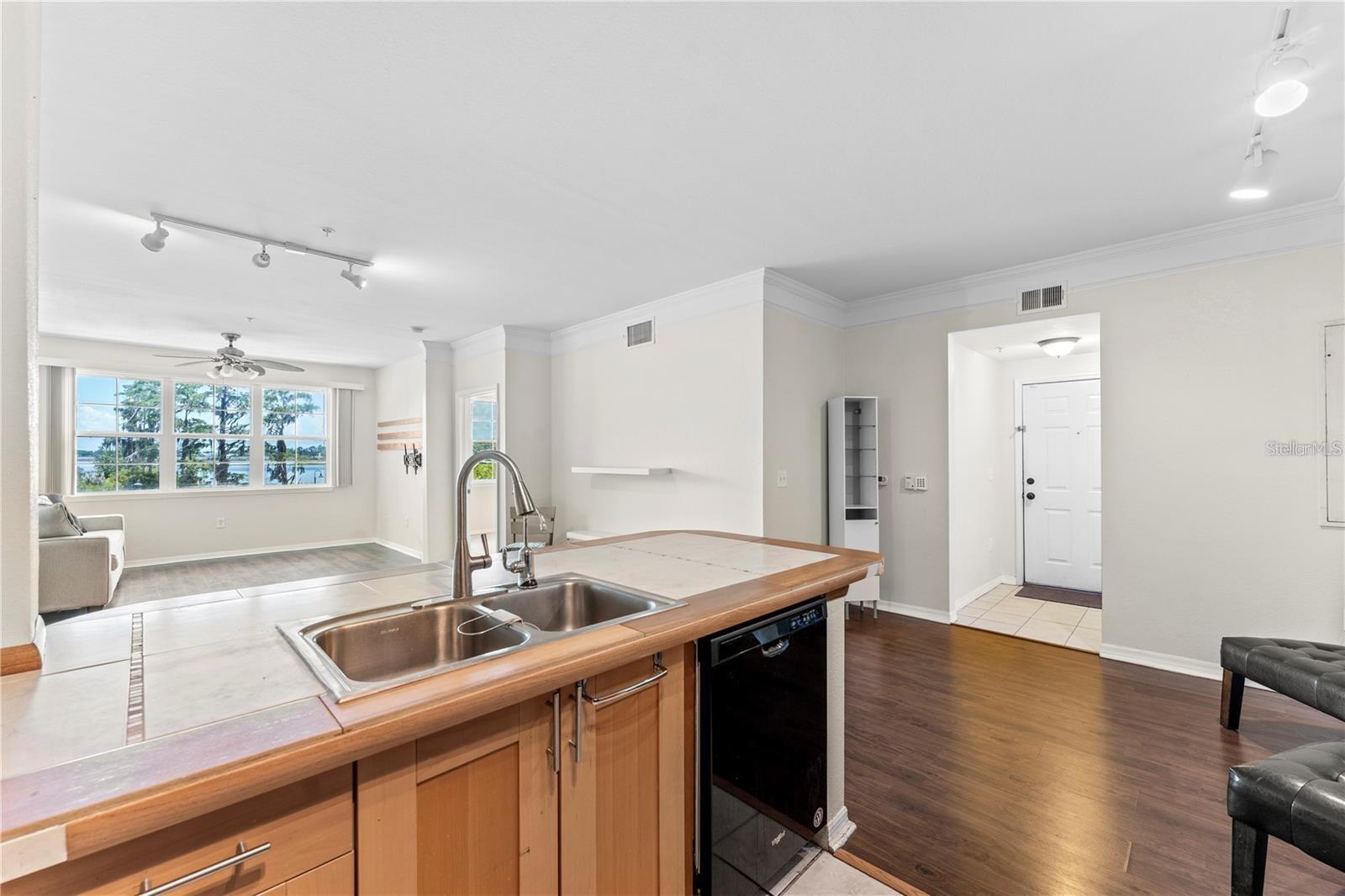 Image 9 of 17 For 3384 Corona Village Way 102