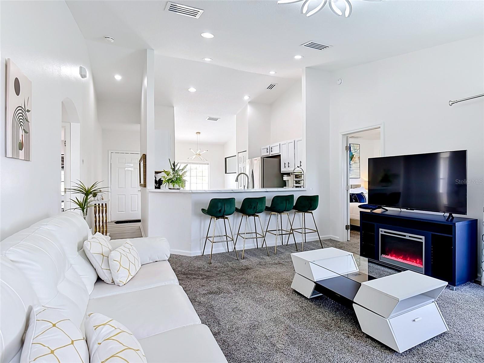 Image 6 of 31 For 336 Hillcrest Drive