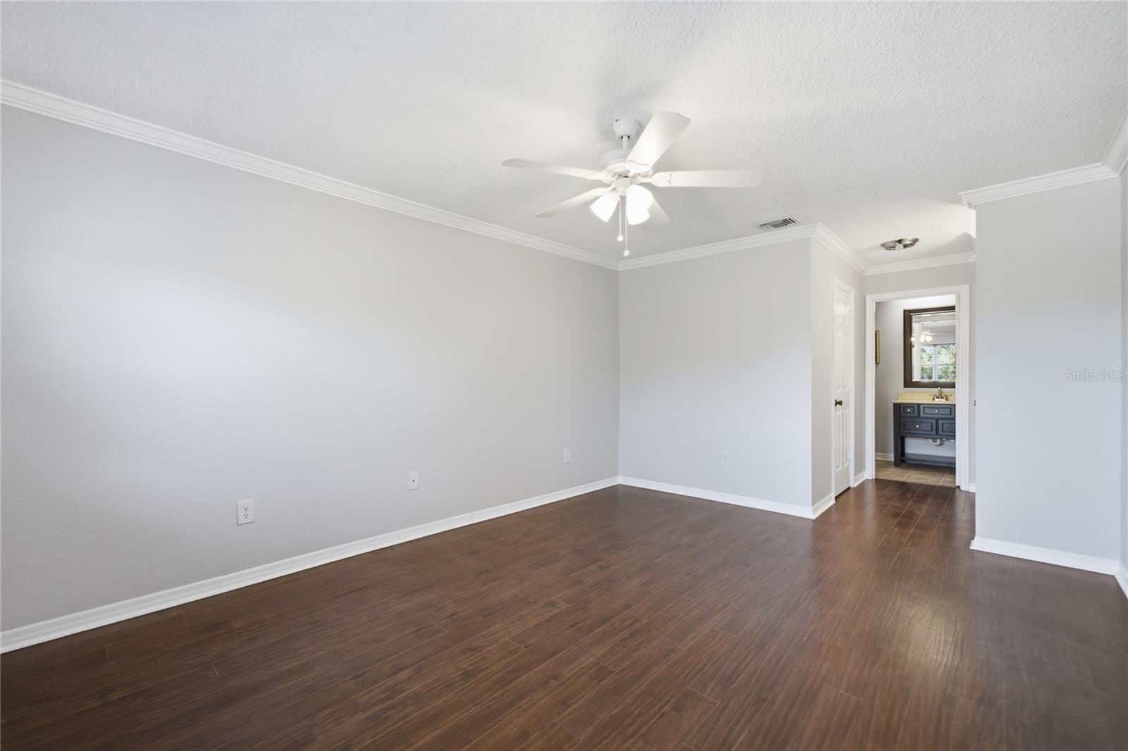 Image 18 of 22 For 4304 Clubside Drive 4304