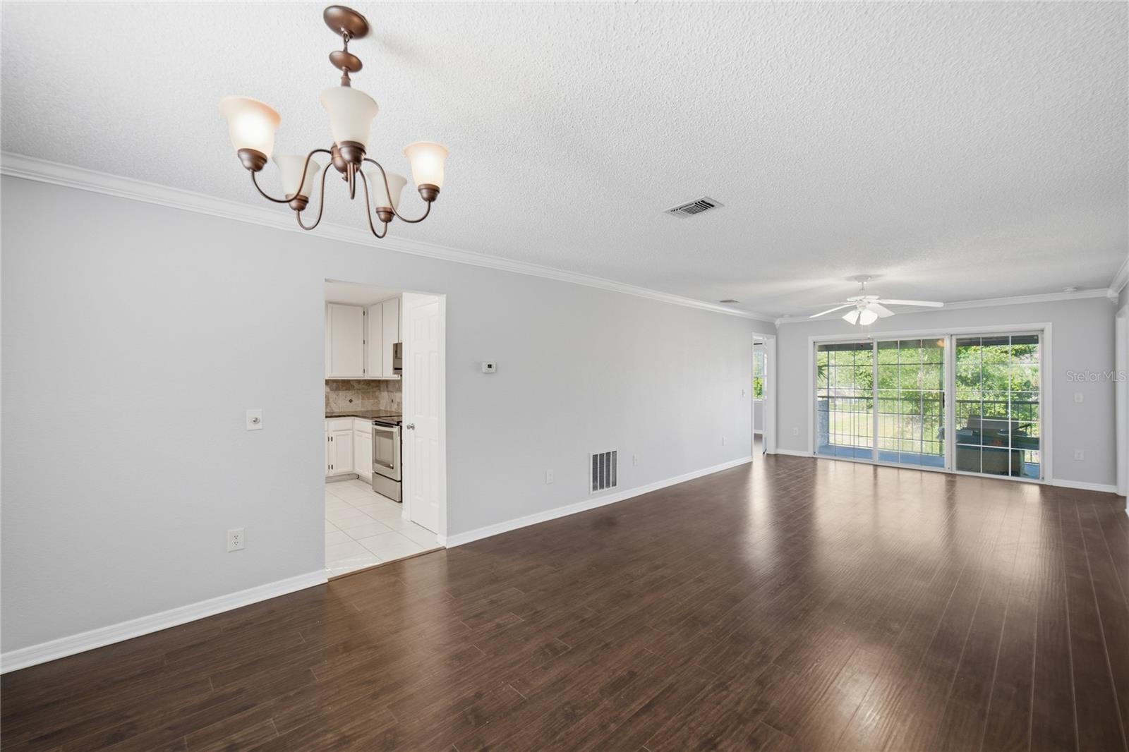 Image 2 of 22 For 4304 Clubside Drive 4304