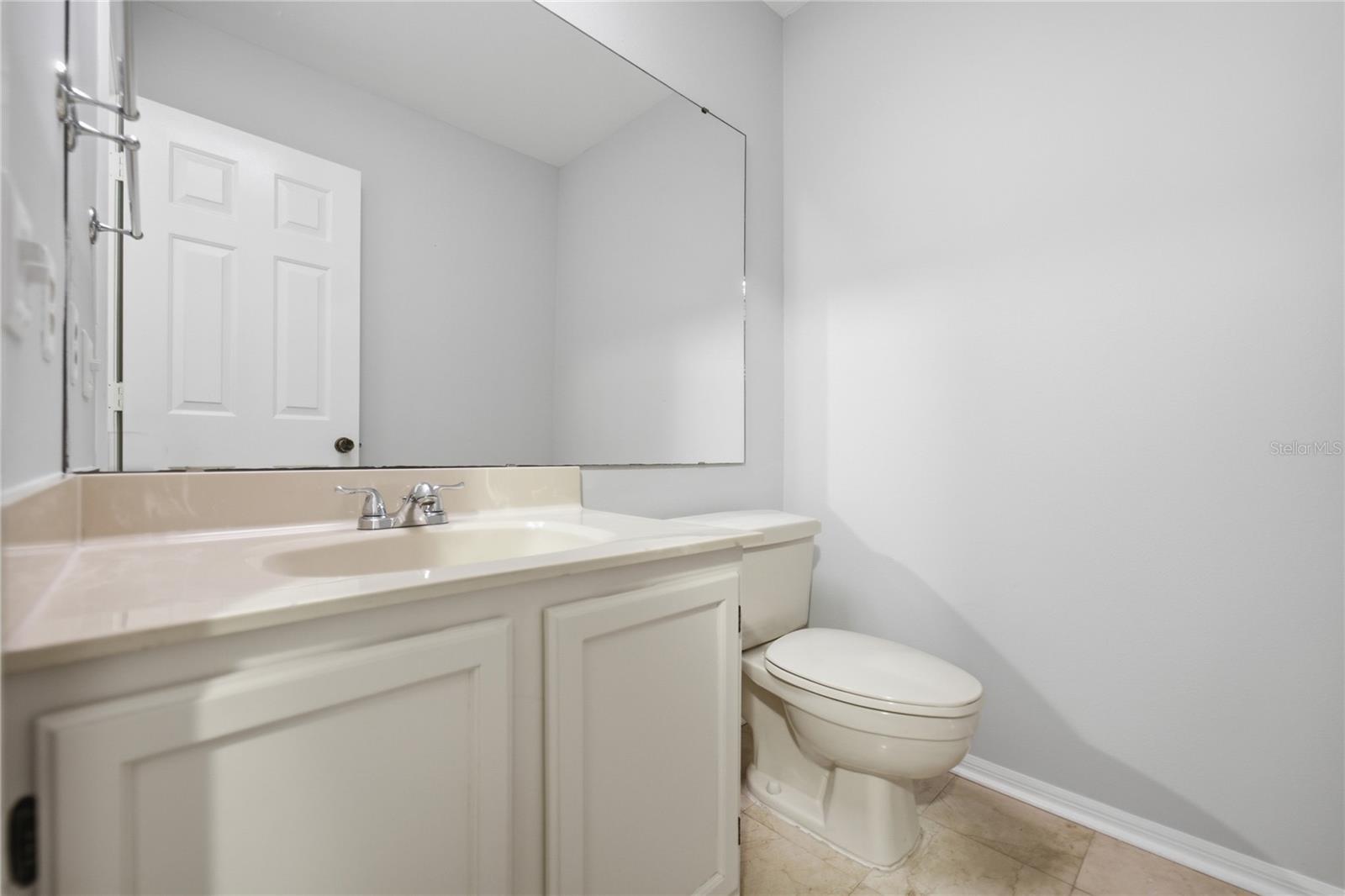 Image 7 of 22 For 4304 Clubside Drive 4304