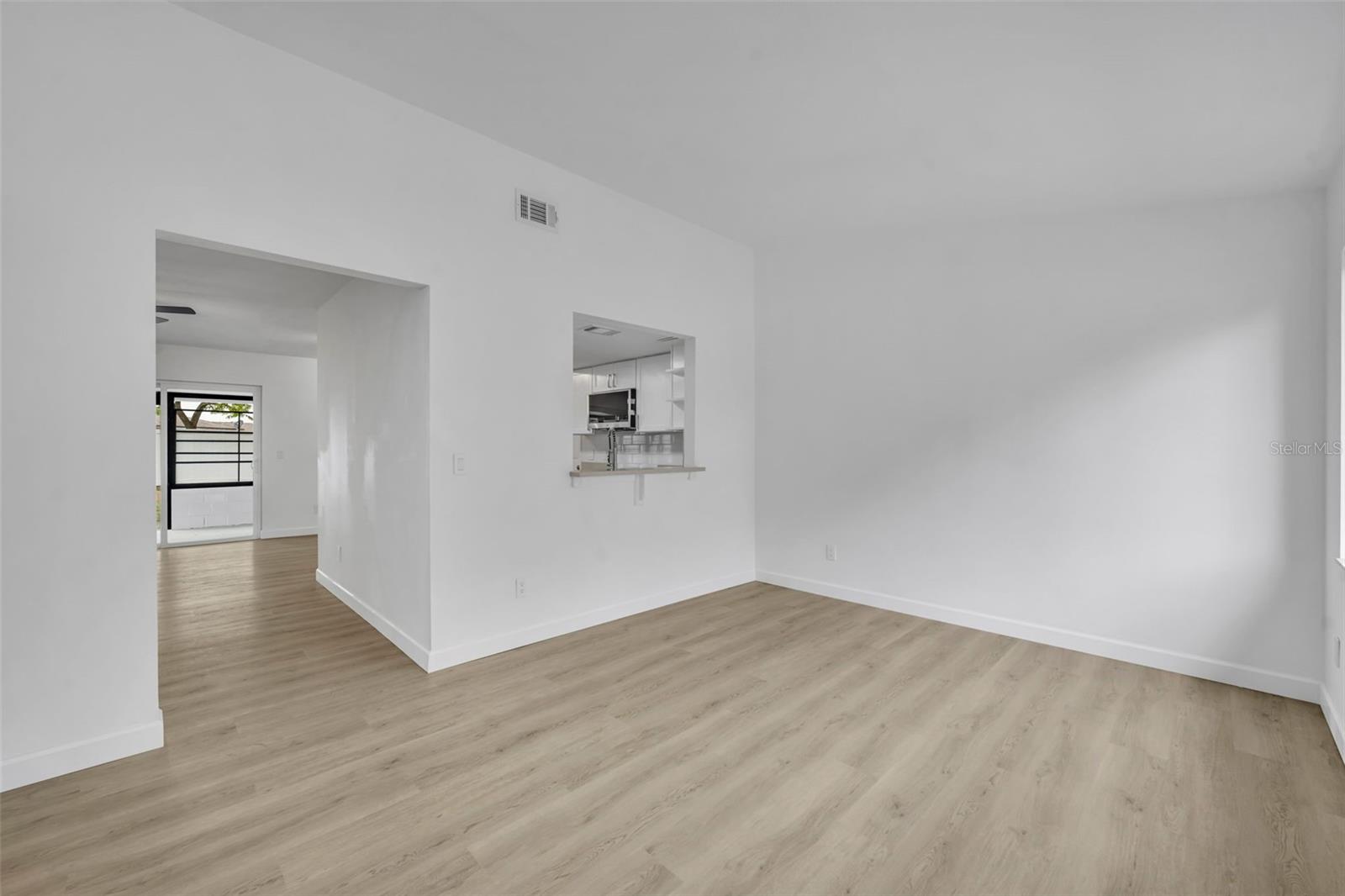 Image 12 of 21 For 8559 Havasu Drive