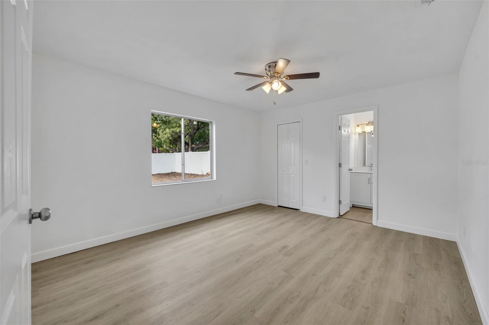 Image 13 of 21 For 8559 Havasu Drive
