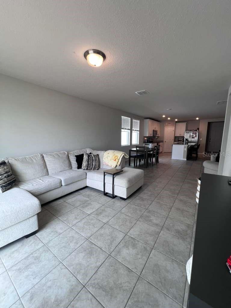 Image 4 of 15 For 560 Jerry Ln