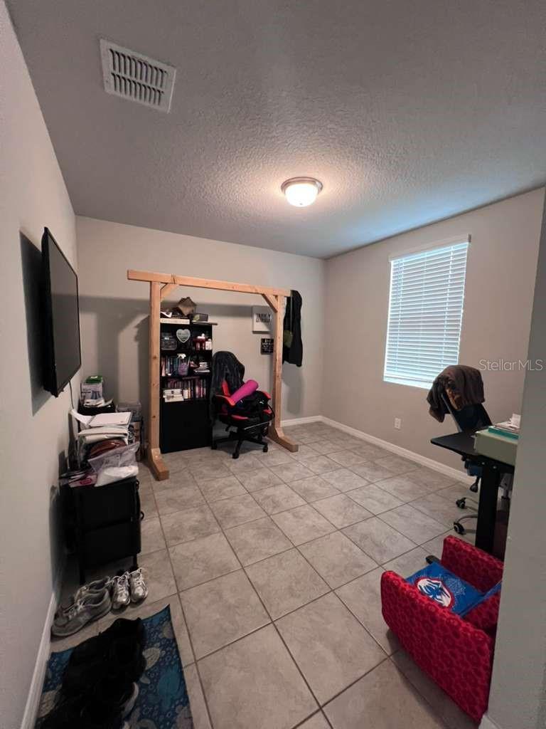 Image 6 of 15 For 560 Jerry Ln