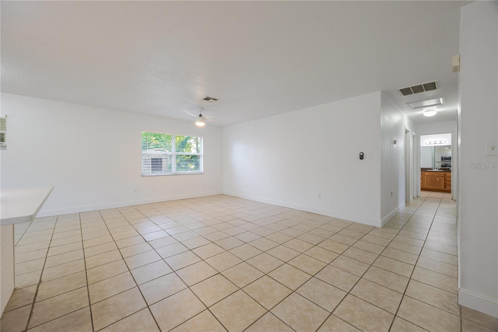 Image 18 of 24 For 495 Orange Avenue
