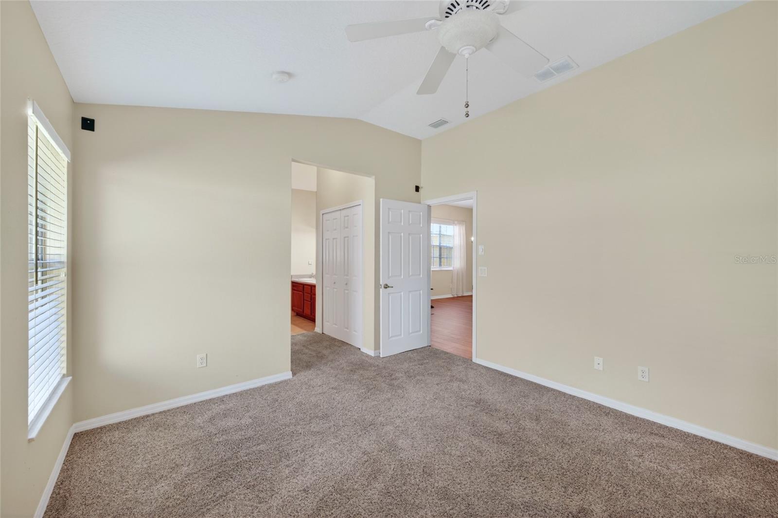 Image 22 of 29 For 1625 Stoneywood Way
