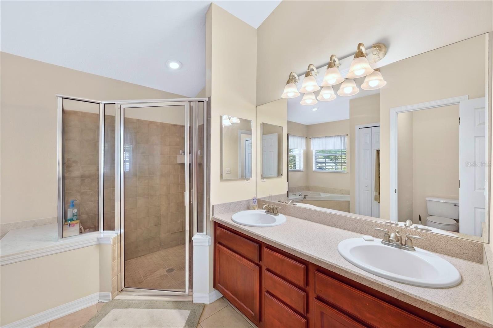 Image 23 of 29 For 1625 Stoneywood Way