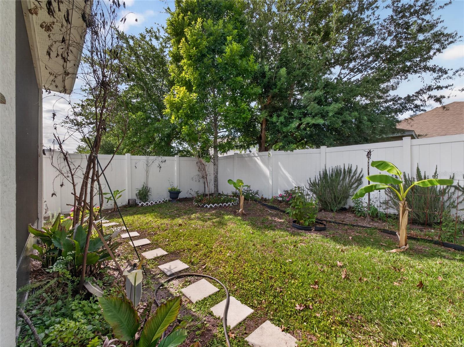 Image 21 of 39 For 2516 Isabela Terrace