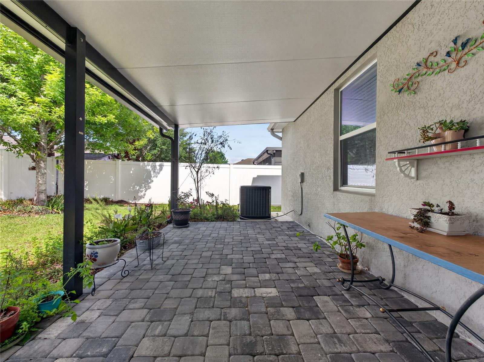 Image 23 of 39 For 2516 Isabela Terrace