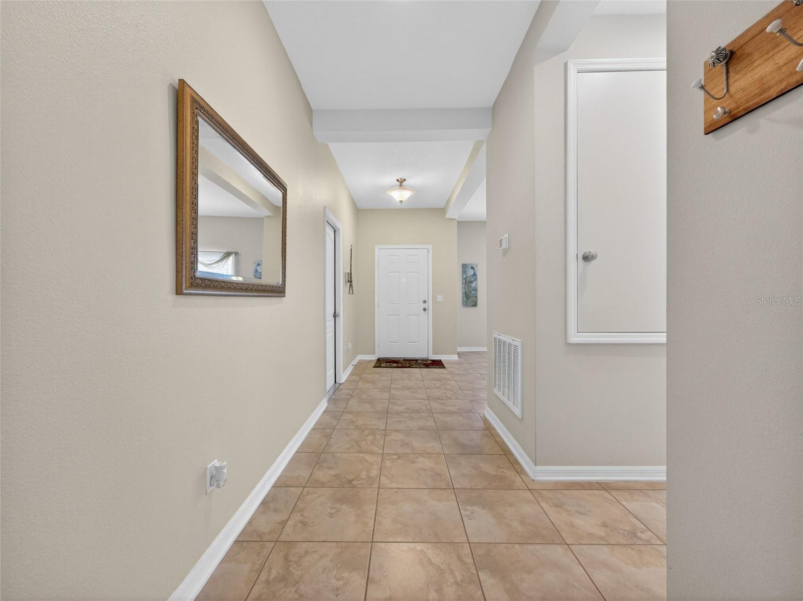Image 7 of 39 For 2516 Isabela Terrace