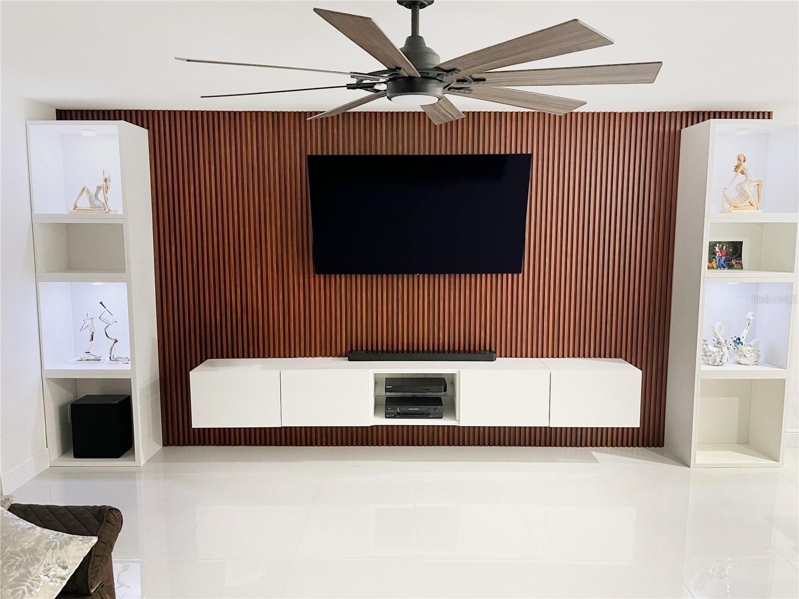 Image 3 of 26 For 10534 Deergrass Lane