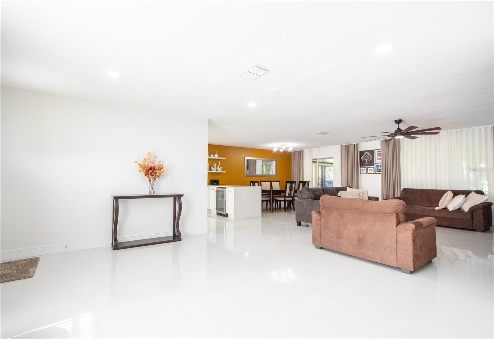 Image 5 of 26 For 10534 Deergrass Lane