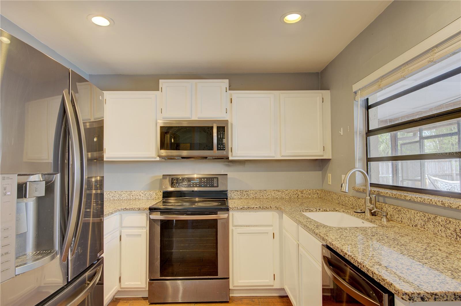 Image 16 of 38 For 1024 Dinero Drive