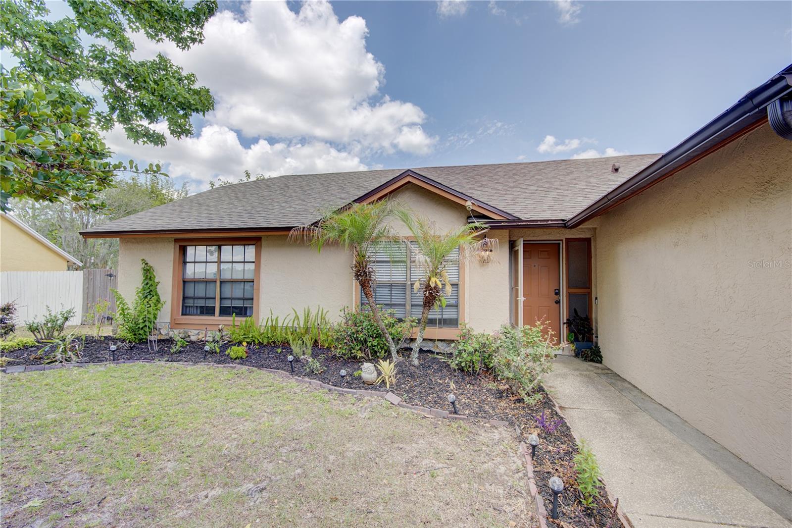 Image 2 of 38 For 1024 Dinero Drive
