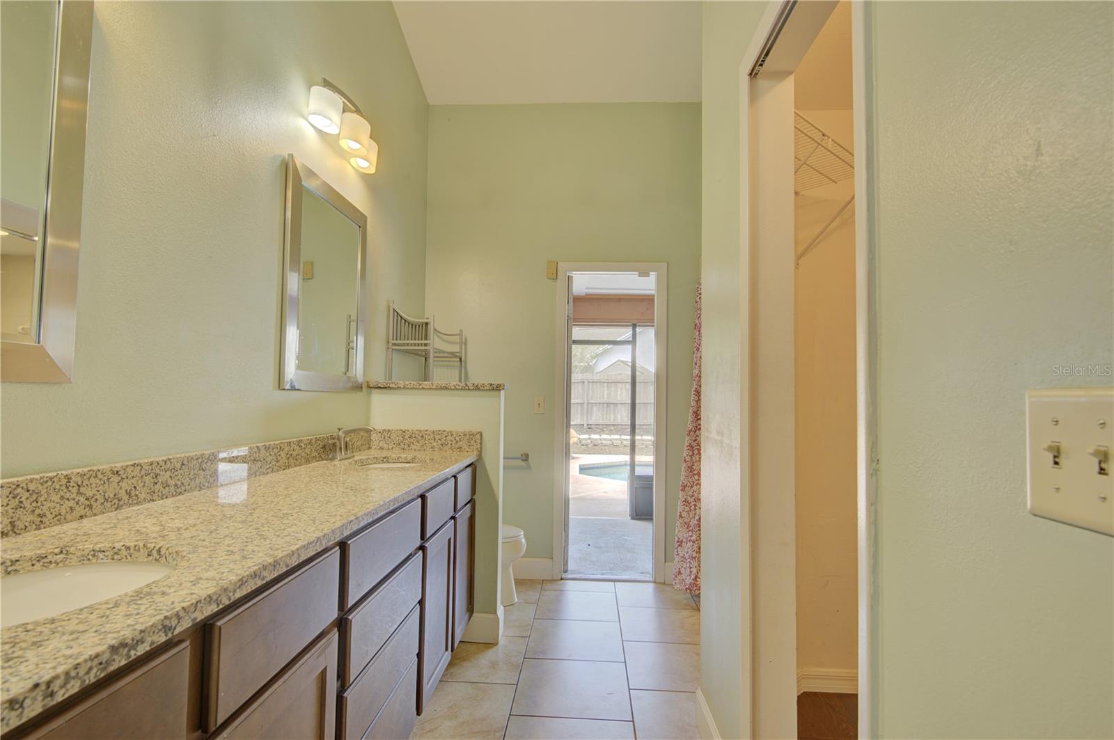 Image 23 of 38 For 1024 Dinero Drive