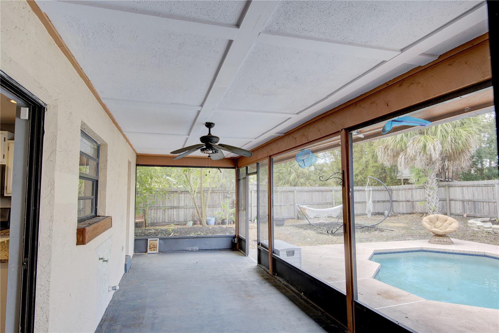 Image 27 of 38 For 1024 Dinero Drive