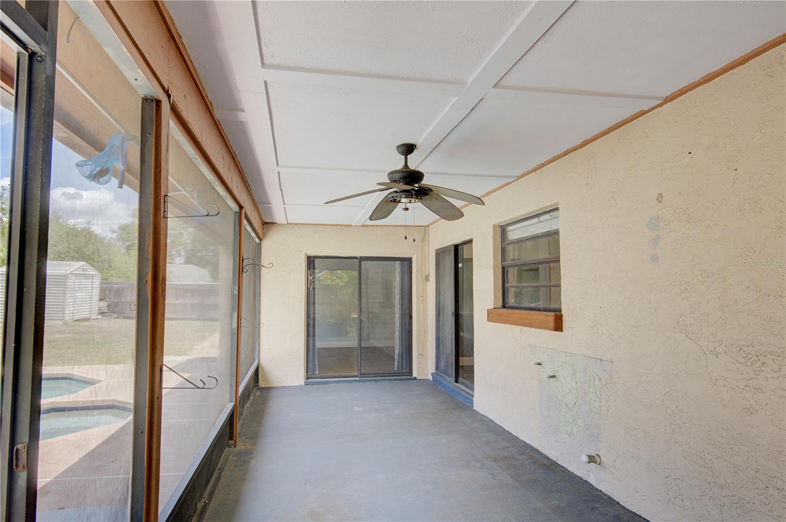 Image 29 of 38 For 1024 Dinero Drive