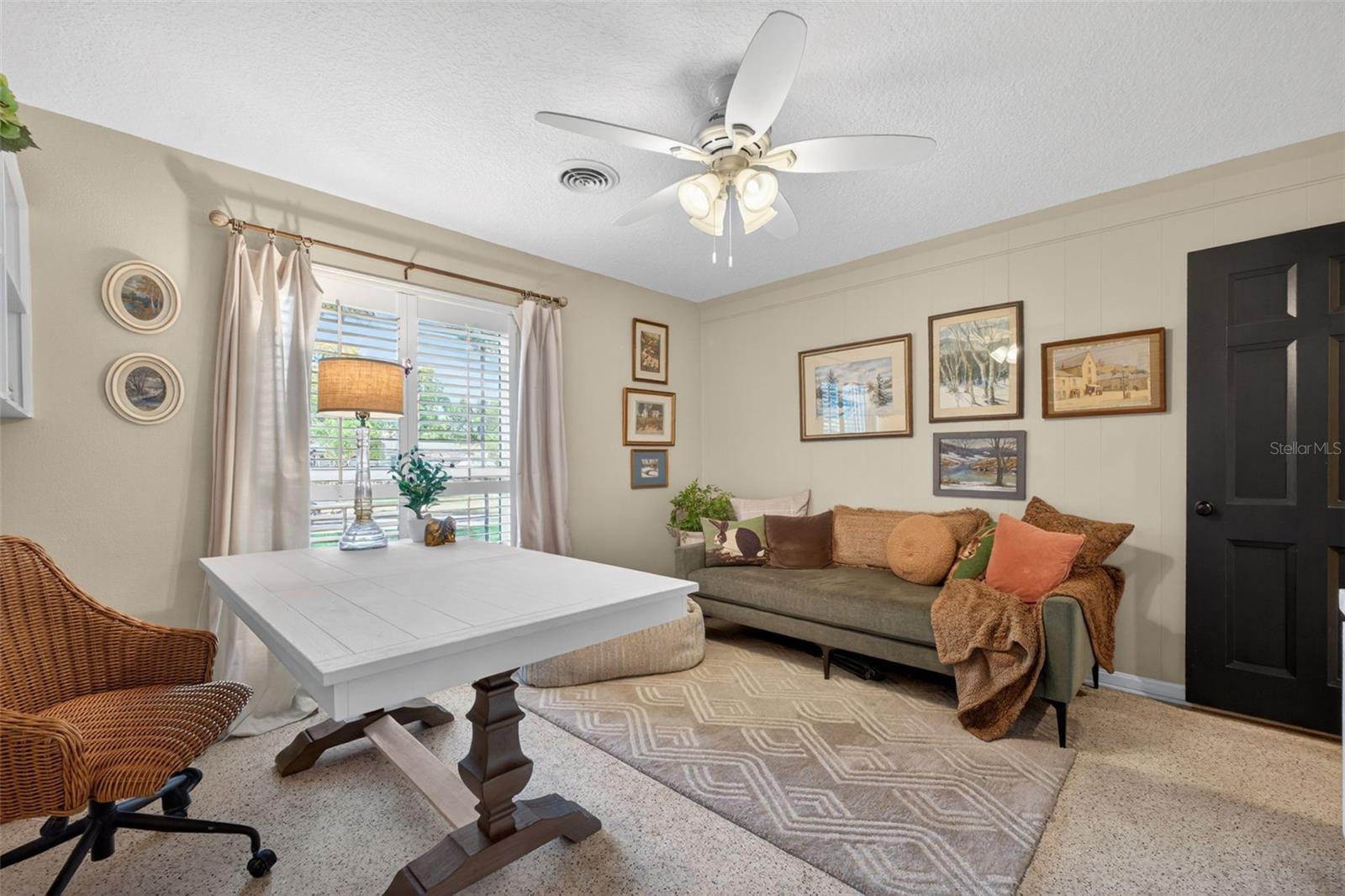 Image 22 of 37 For 1701 Antilles Place