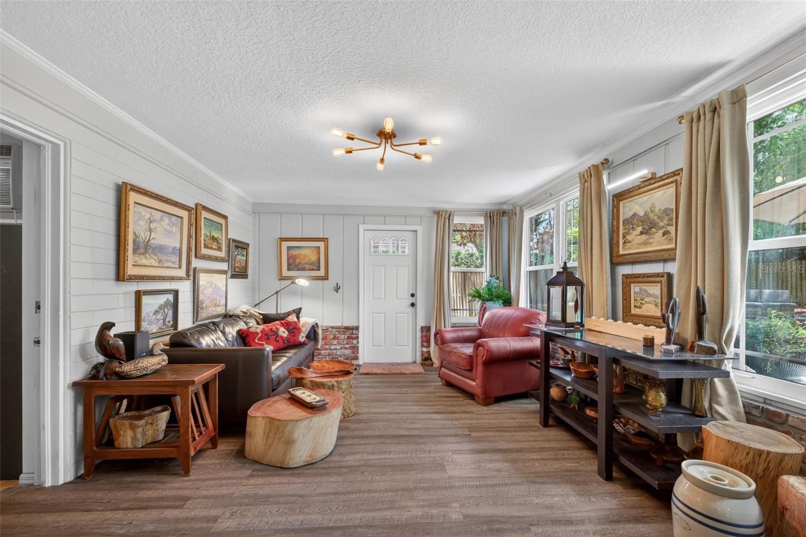 Image 27 of 37 For 1701 Antilles Place