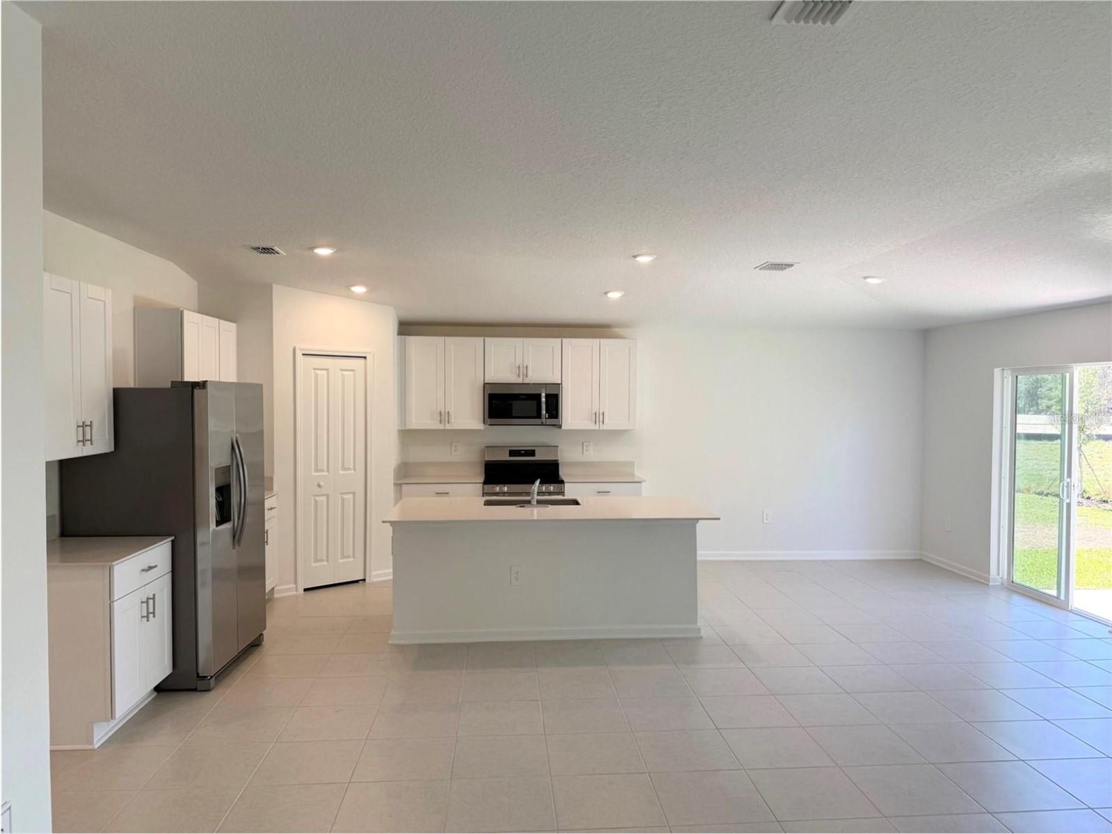 Image 5 of 15 For 5300 Dagenham Drive