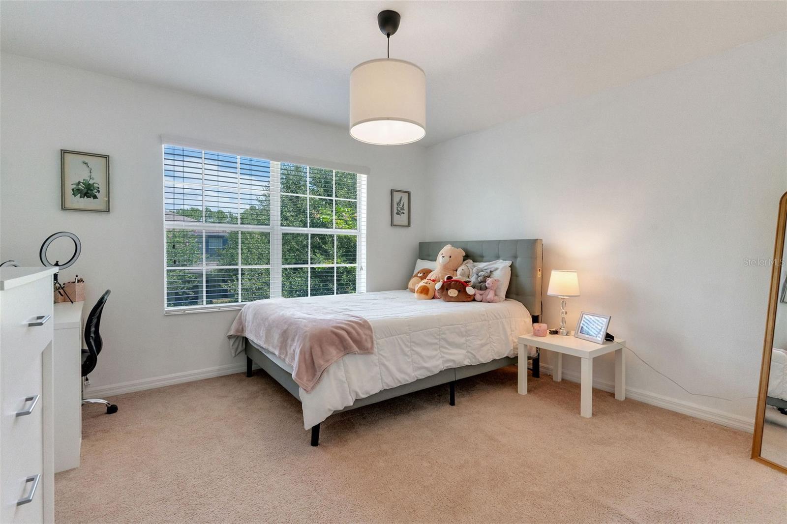Image 19 of 36 For 14844 Driftwater Drive