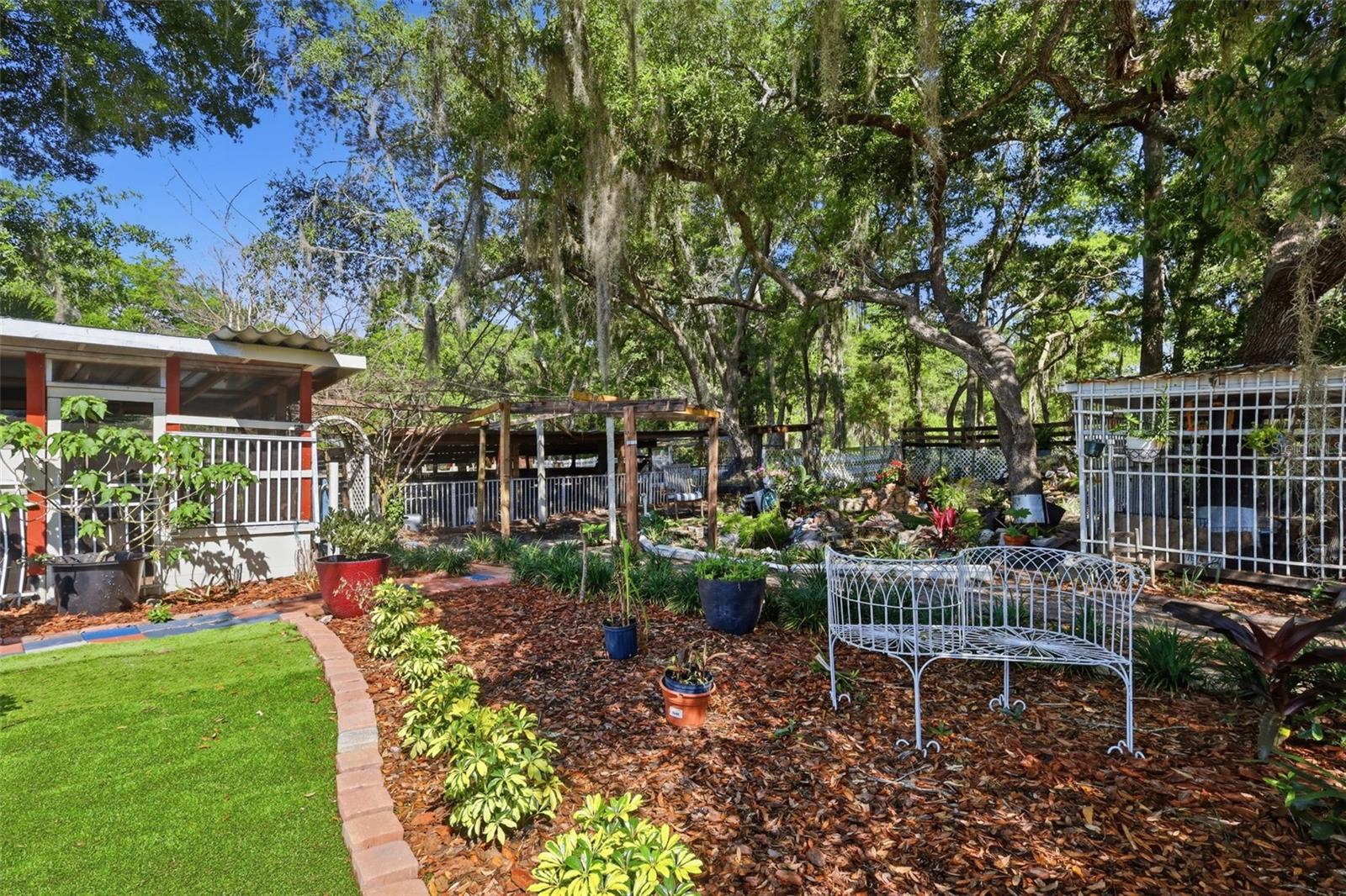Listing photo id 26 for 1898 Blackwelder Road