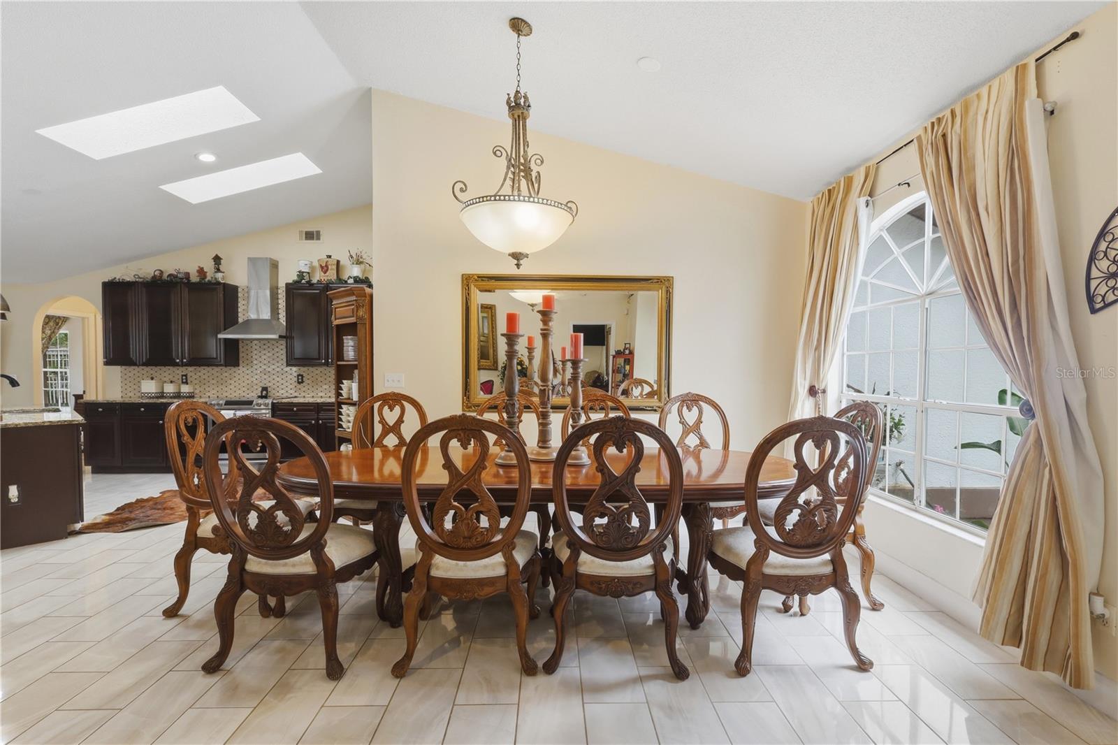 Listing photo id 2 for 1898 Blackwelder Road