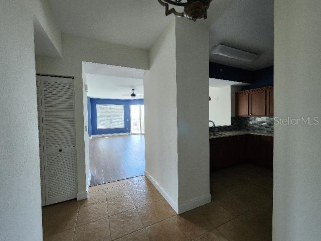 Image 2 of 16 For 2801 Ridgewood Avenue 403