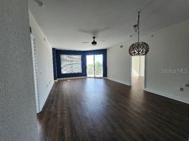 Image 4 of 16 For 2801 Ridgewood Avenue 403